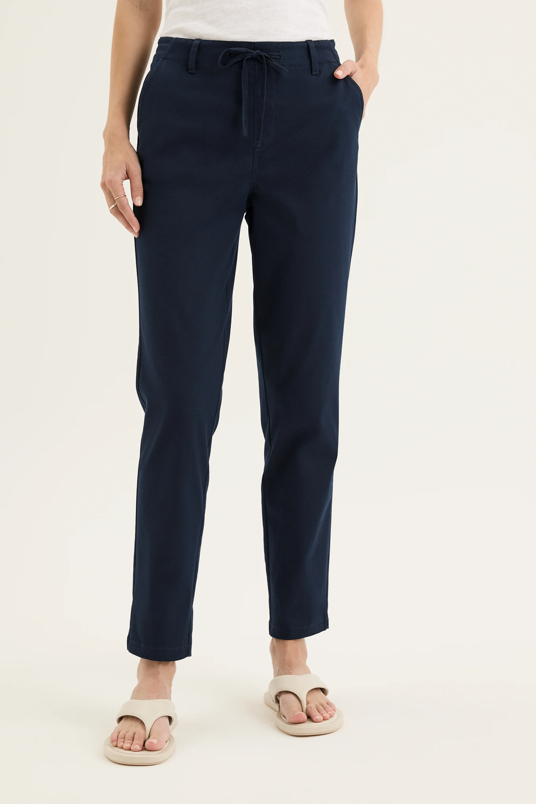 Yarra Trail - Mont Pant - Navy colour front shot