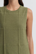 Load image into Gallery viewer, Yarra Trail - Obscurity Knit - Lawn colour front shot
