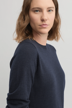 Load image into Gallery viewer, Yarra Trail - Villa Knit Top - Navy colour side shot
