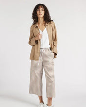 Load image into Gallery viewer, Yarra Trail - Willow Jacket in Toffee colour front shot
